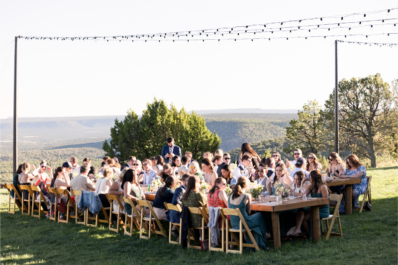 How to keep guests cool at an outdoor wedding
