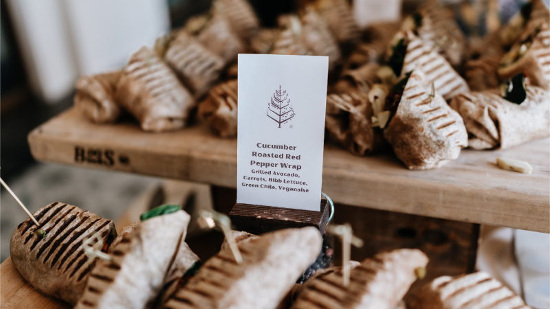 Follow these wedding rehearsal dinner ideas for sharing local cuisine all your guests will love.